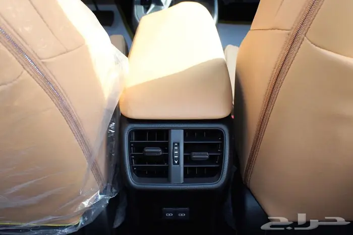 لكزس - UX300 خليجي هايبرد - 2025 - فل كامل-اقل سعر 13