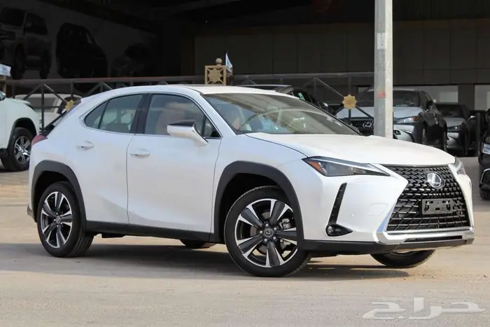 لكزس - UX300 خليجي هايبرد - 2025 - فل كامل-اقل سعر 3
