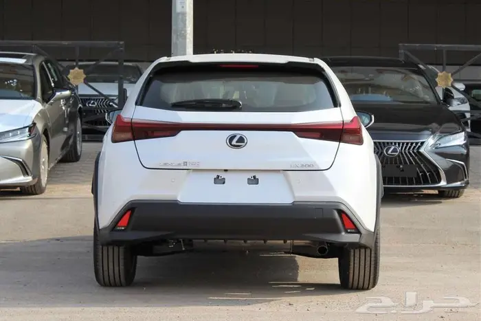 لكزس - UX300 خليجي هايبرد - 2025 - فل كامل-اقل سعر 2