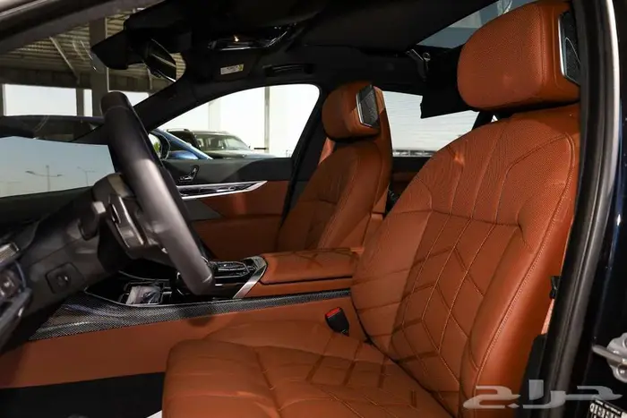 بي أم دبليو 735i موديل 2026 فل كامل M Kit 10