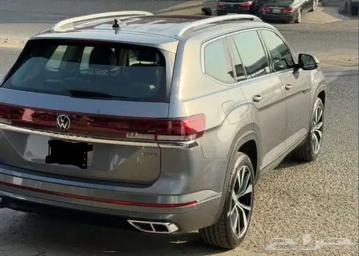 فولكس واجن تيرامونت 2024 R line شبه جديد 8