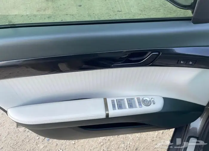 ازيرا 2023 وارد كوريا 19