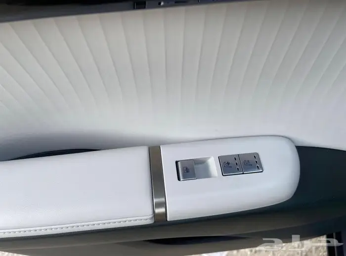 ازيرا 2023 وارد كوريا 20