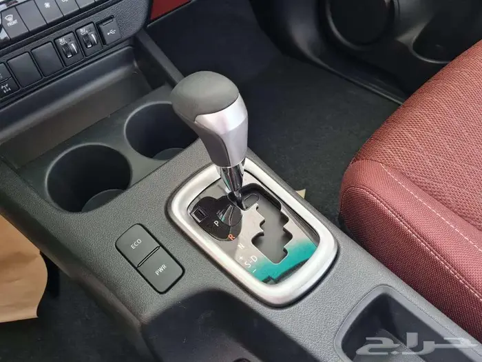 تويوتا هايلوكس S-GLX ديزل 2025 - عروض 50 50 19