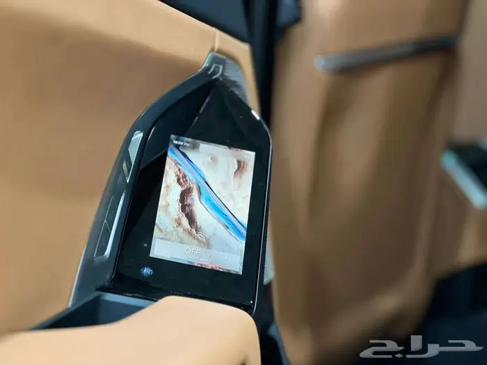 بي ام دبليو 735i موديل 2026 اصفار 21