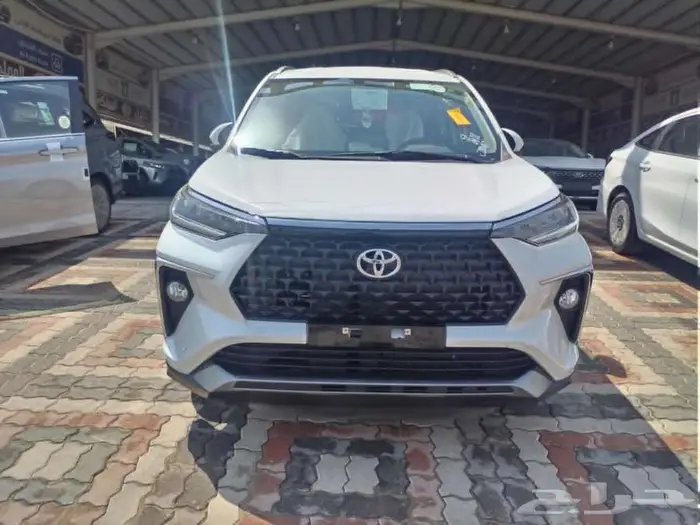 تويوتا فيلوز 2025 GLX عبداللطيف جميل 2