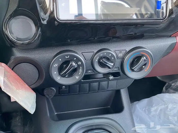 تويوتا هايلوكس غماره GLX بنزين 2025 كاش -اقساط 7