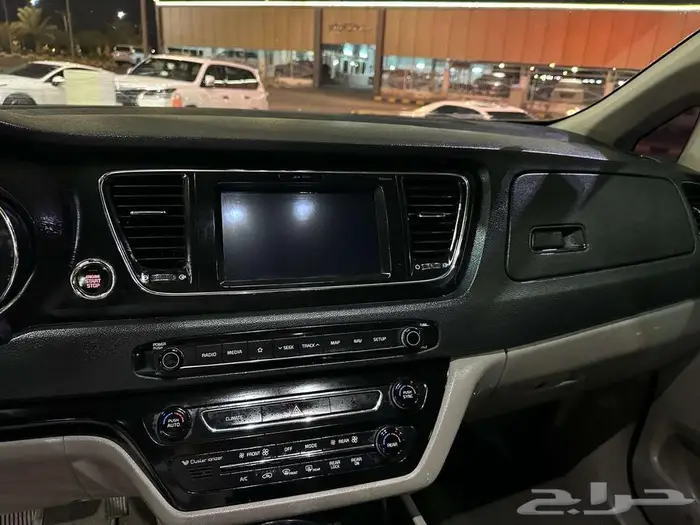 كيا كرنفال 2019 ديزل مستورد شاشه كاميرا فتحتين سقف 9