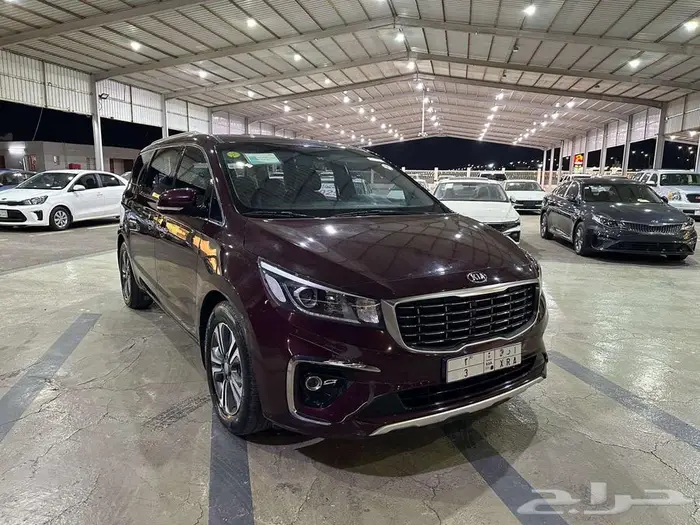 كيا كرنفال 2019 ديزل مستورد شاشه كاميرا فتحتين سقف 2