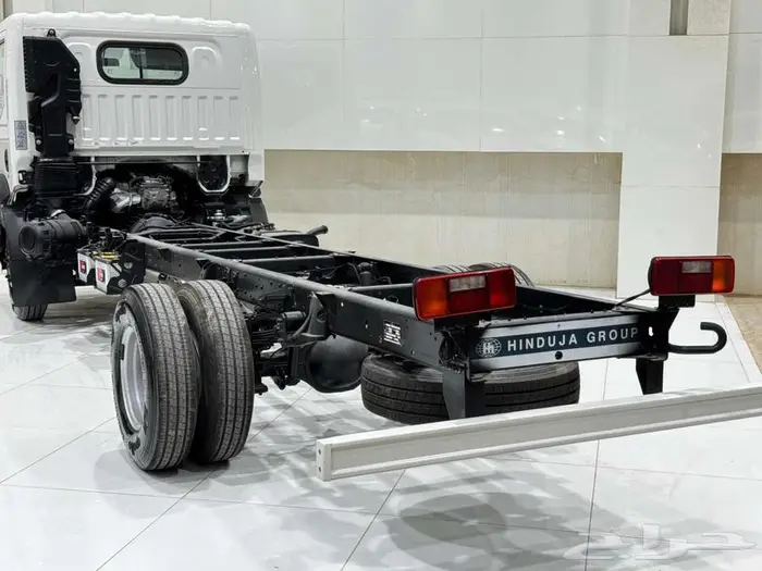 دينا 4 طن اشوك ليلاند 2023 الضمان الذهبي 5