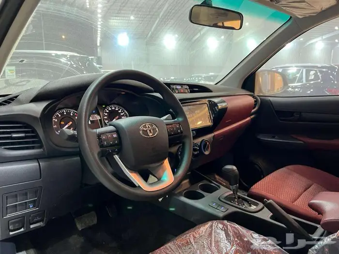 هايلوكس غمارتين بنزين اوتوماتيك بريمي 2025 بدون دبل 14