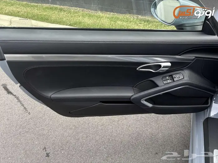 2025 بورشه 718 كايمان S 7