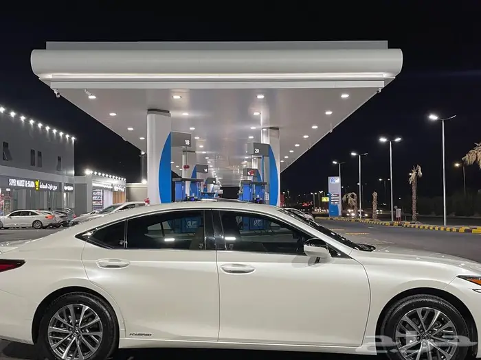 لكزس هايبرد AH عبداللطيف وكاله شرط 1