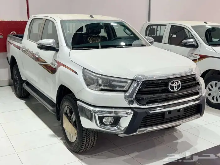 هايلوكس غمارتين اوتوماتيك بنزين فل كامل بريمي 2025 مفتاح 2