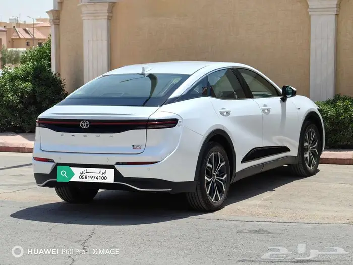 تويوتا كراون بريميوم هايبرد موديل 2025 9