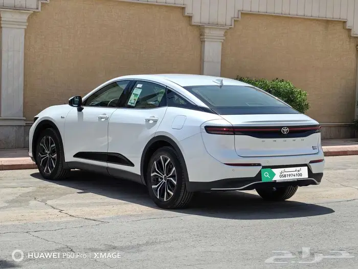 تويوتا كراون بريميوم هايبرد موديل 2025 19