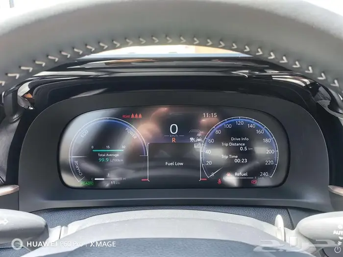 تويوتا كراون بريميوم هايبرد موديل 2025 32