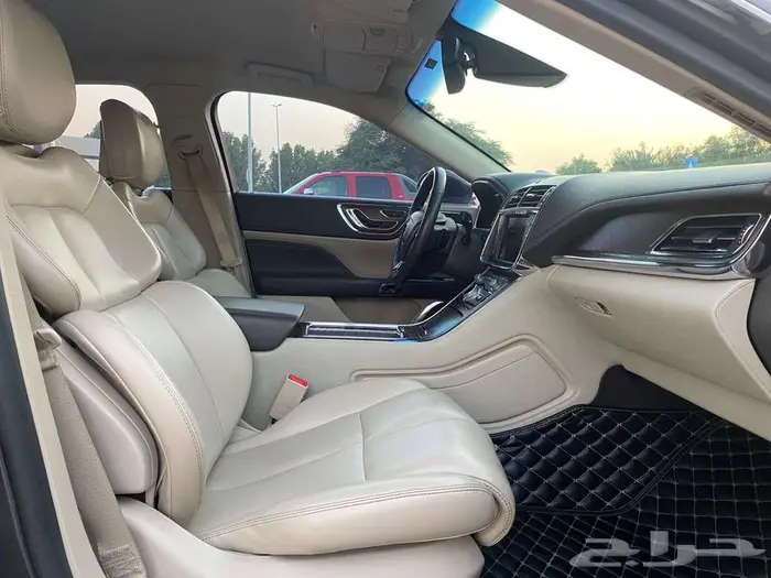 لينكولن كونتيننتال 2019 8