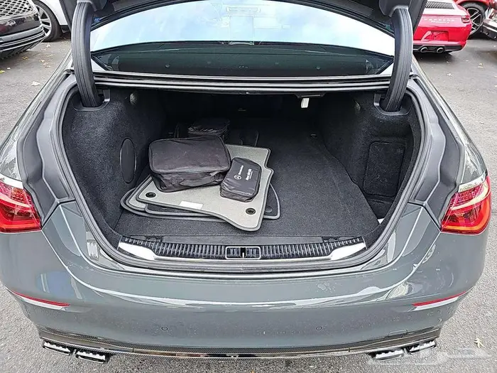 2024 Mercedes-Benz AMG S 63 E 10