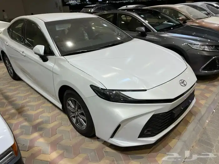 كامري E بنزين 2025 ب109 0