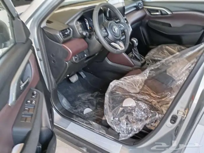 تويوتا اوربان كروز استندر 5