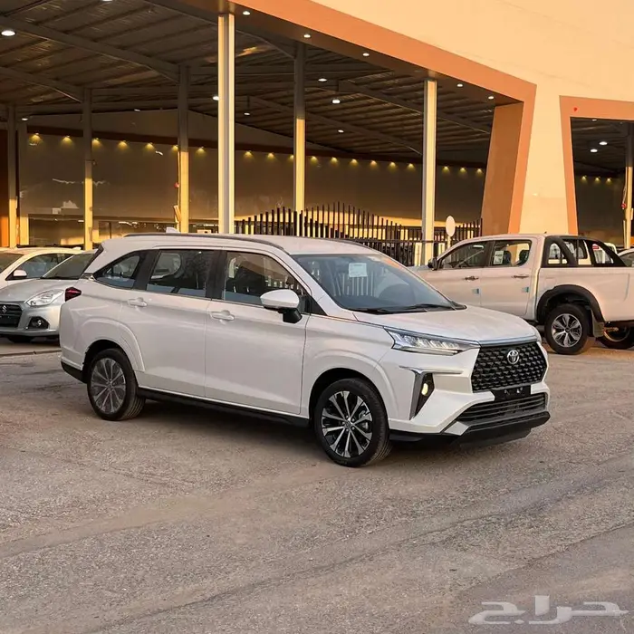 تويوتا فيلوز GLX بنزين 2025 - عروض الأقساط 1