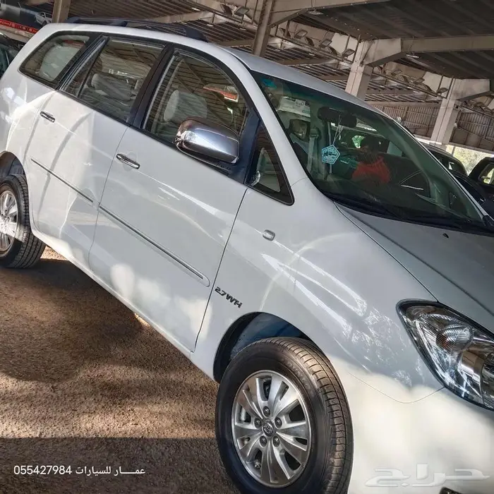 تويوتا انوفا بنزين 2011 0