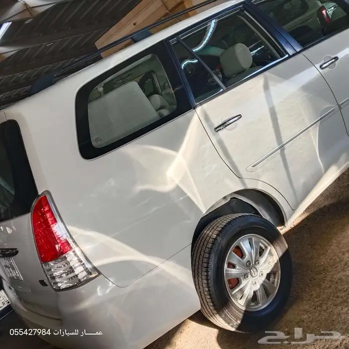 تويوتا انوفا بنزين 2011 2