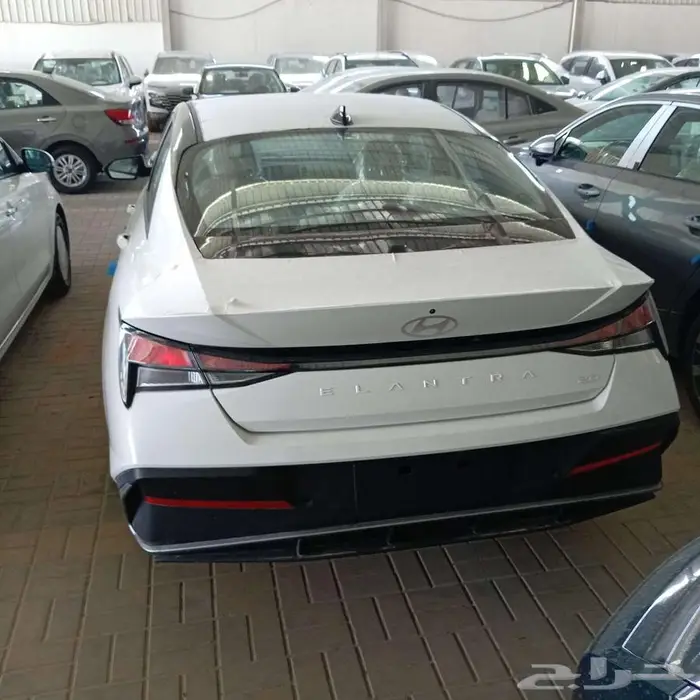 هيونداى النترا سمارت وكمفورت 2026 10