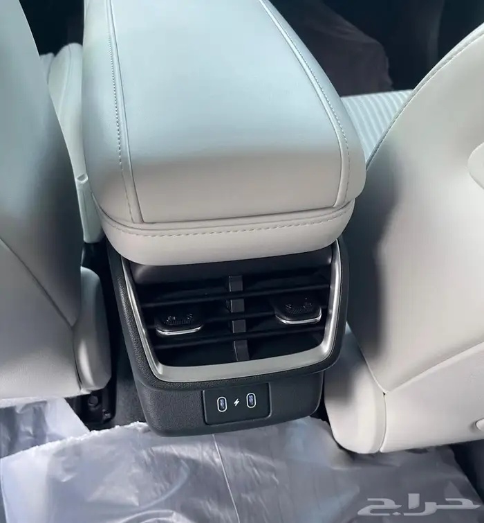 ازيرا 2023 وارد كوريا 23