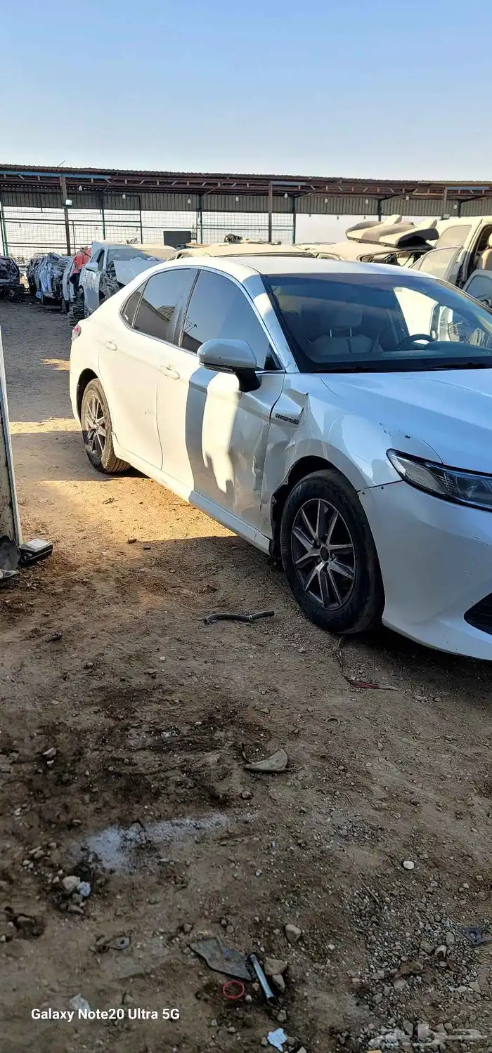 تشليح كامري هايبرد موديل 2020 قطع غيار تشليح فقط 4