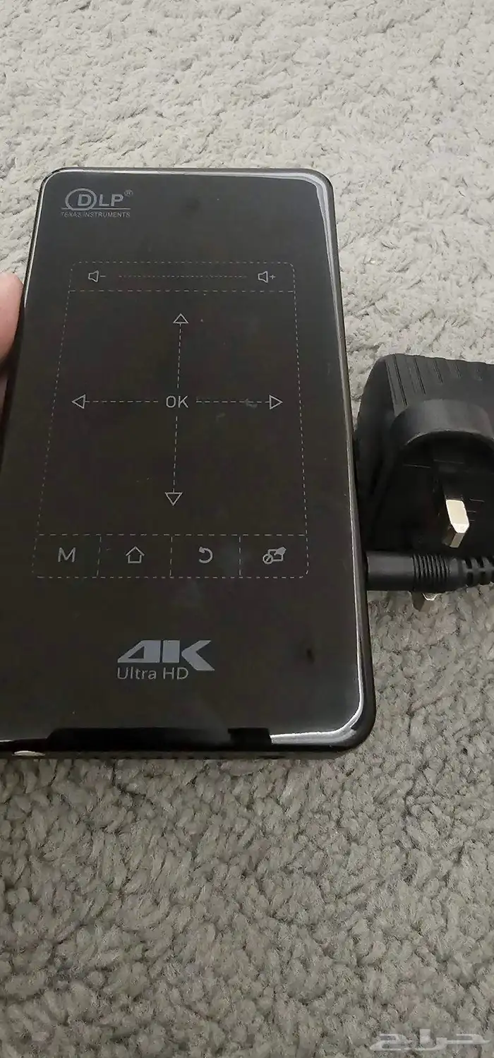 بروجكتر 4k 0