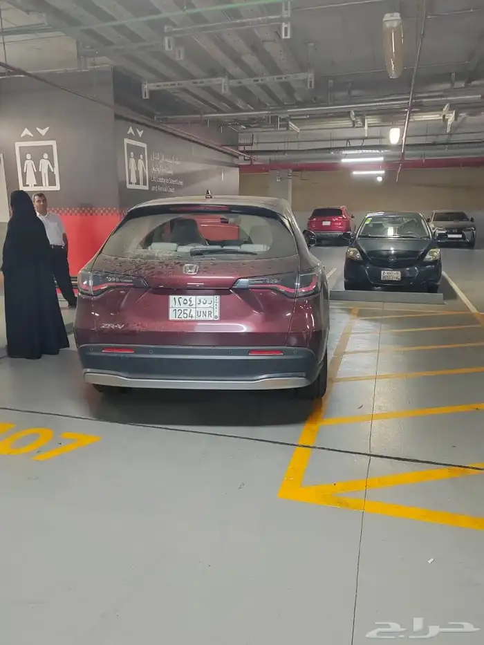 هوندا زد ار في نصف فل احمر موديل 2024 للتنازل بدون مقابل 4