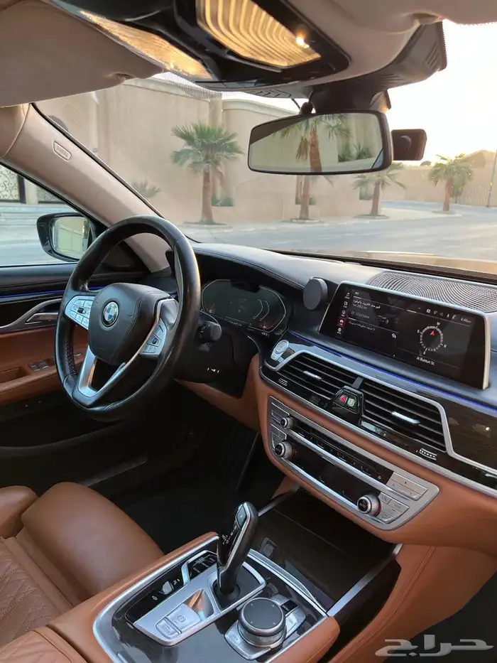 للبيع بي ام 740 2020 25