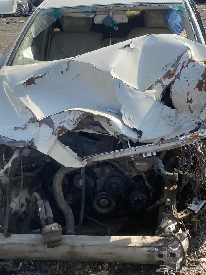 السلام عليكم لكزس مصدومه زي منتم شايفين للبيع 1