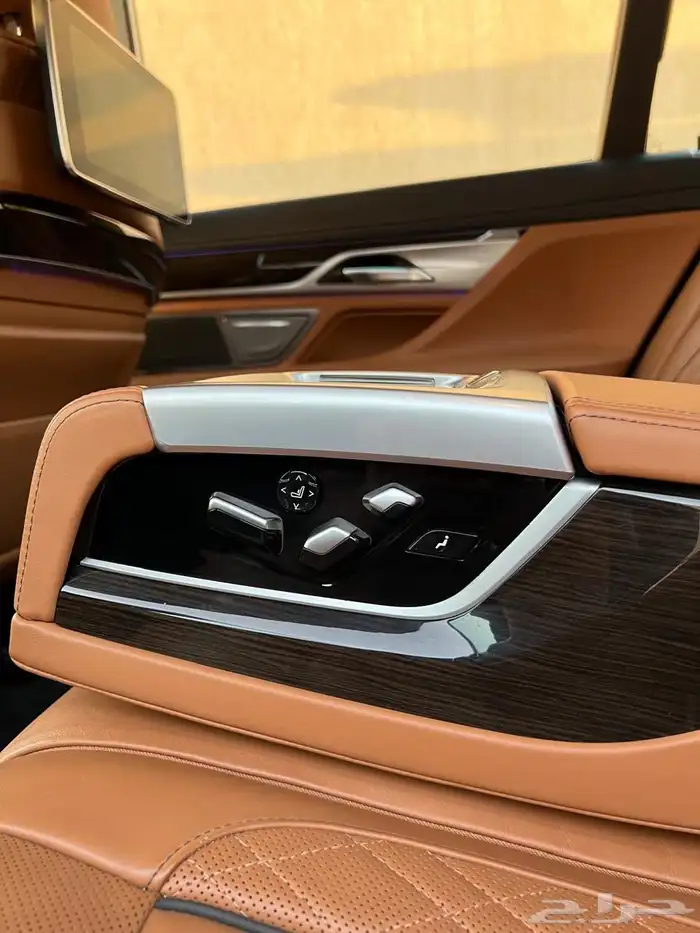 للبيع بي ام 740 2020 21