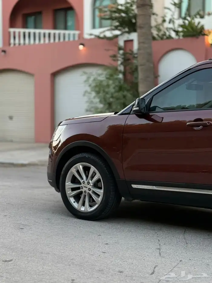 بسم الله ماشاء الله فورد اكسبلور 2018 (XLT)فل كامل بانوراما 32