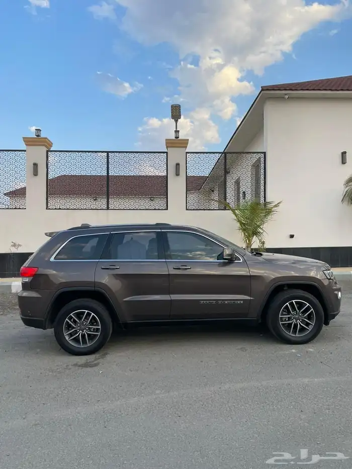 جيب جراند شيروكي 2019 4