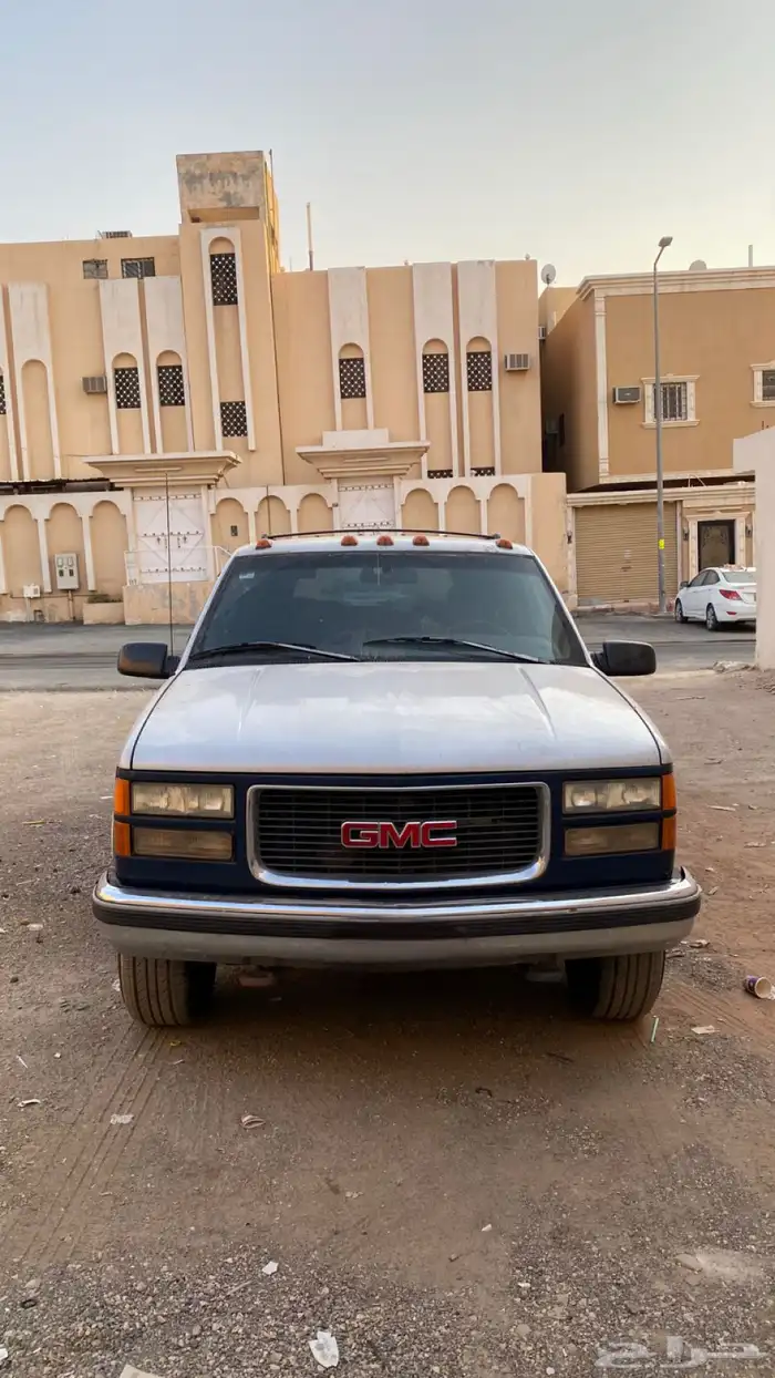 جي ام سي سوبربان 1996 ملكي 1