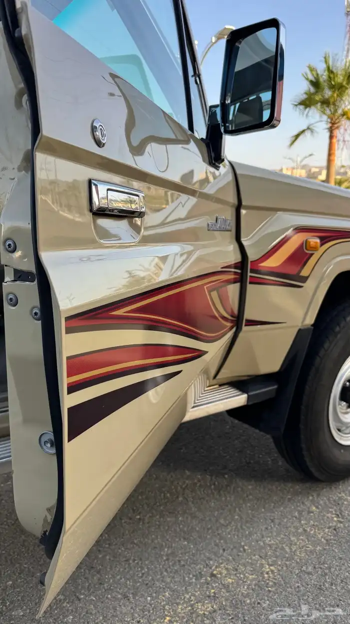 للبيع شاص مخزن ممشى قليل 39