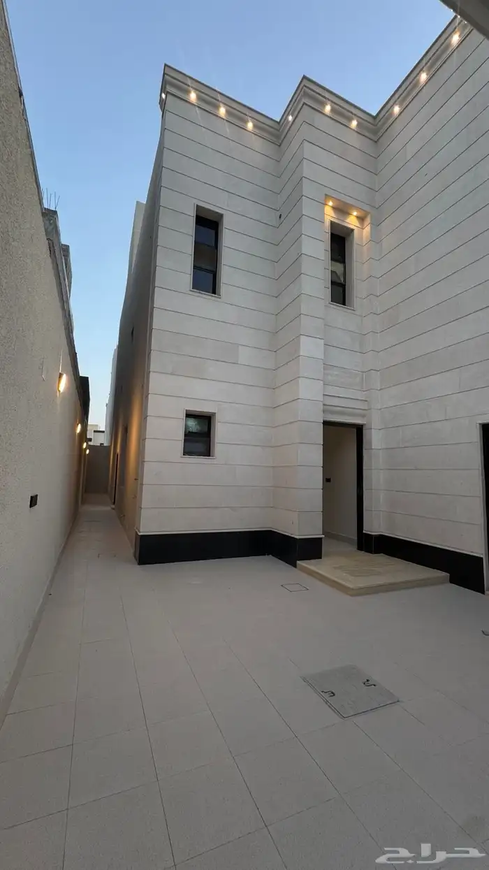 بدأ البيع فلل وادوار في الخرج حي الدانه والملقا 8