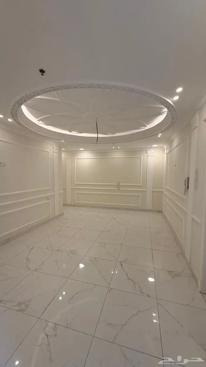 للبيع شقه ارضيه 5 غرف وصاله بالحمرا الخبر 4