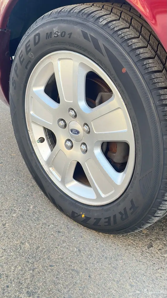 فورد فيكتوريا 2012 52