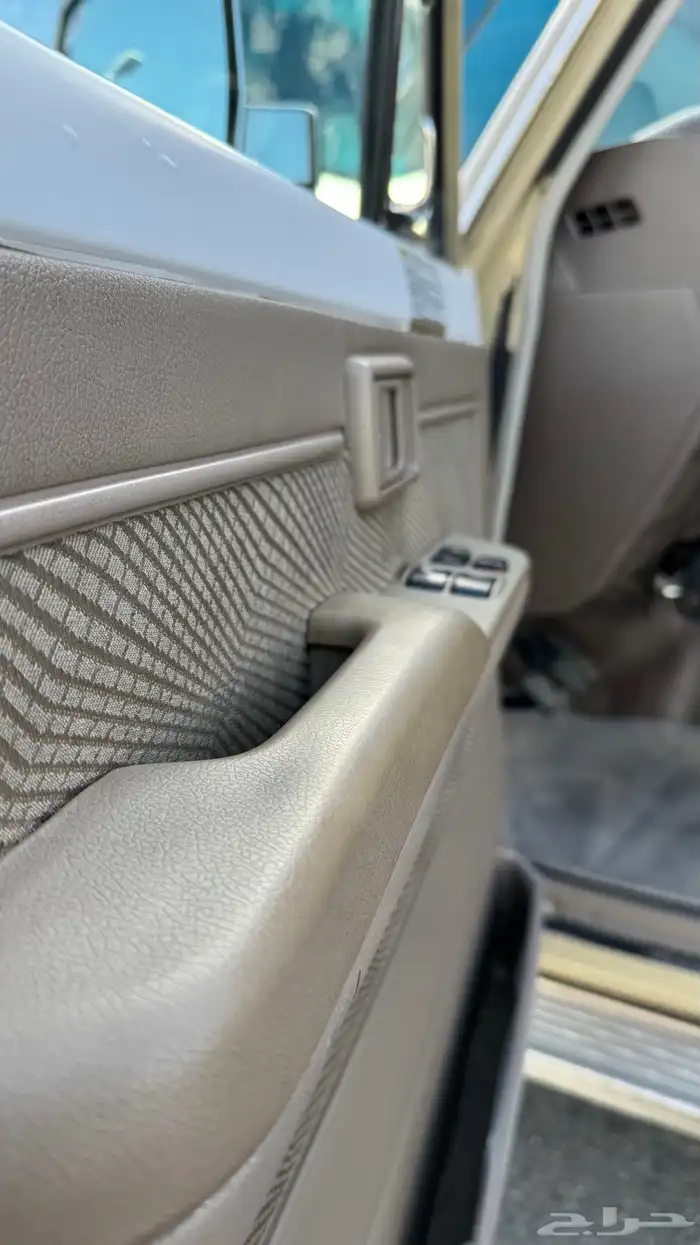 للبيع شاص مخزن ممشى قليل 28