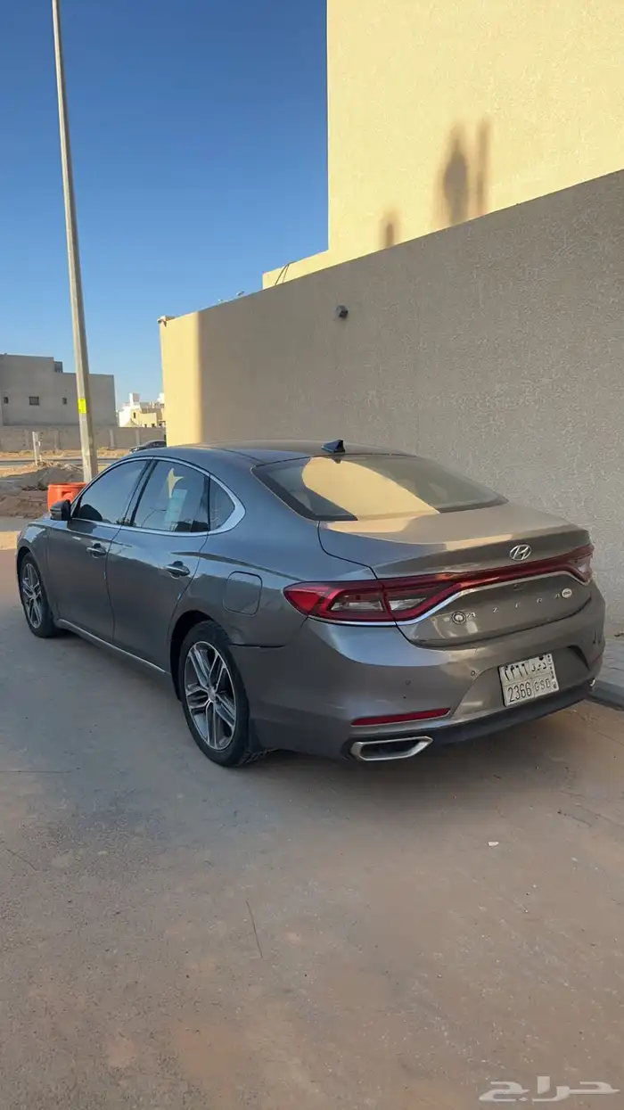 ازيرا 2018 بنزين ستاندر الوعلان 3