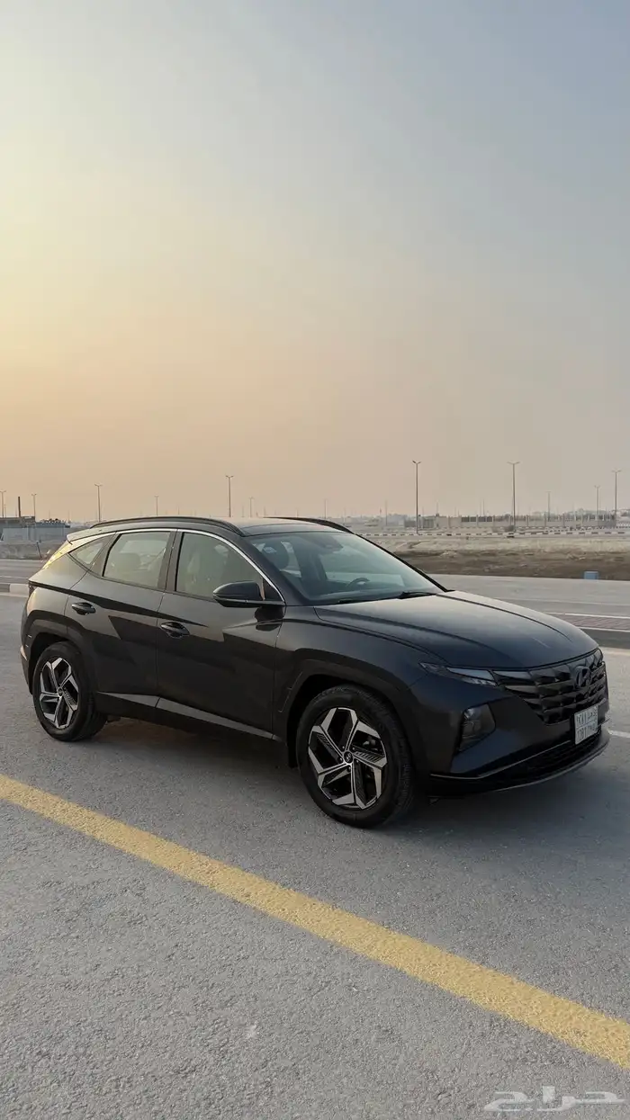 للبيع توسان 2022 بريميوم دبل - مكينه 2.5 13