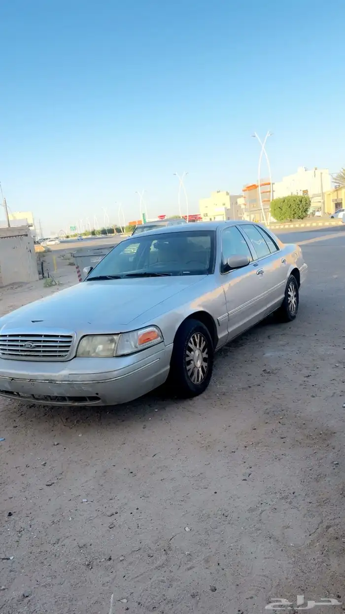 للبيع فورد فكتوريا 2005 2