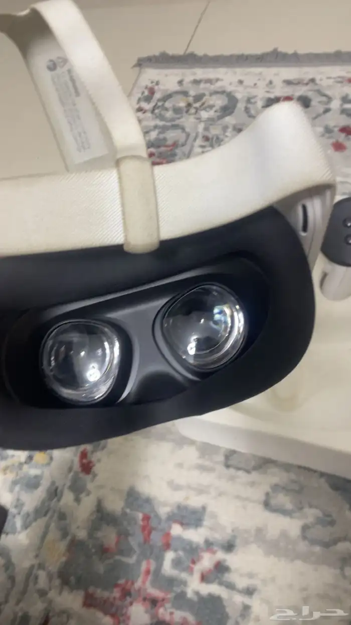 نظارة VR متا كويست 3S للبيع 2