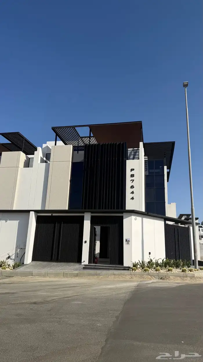 فلل بتصميم مميز الشرفية 0