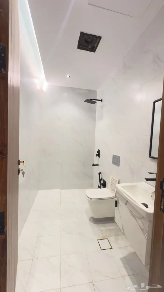 شقه للبيع حي الحزم مودرن 9